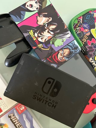 Nintendo Switch + 6 juegos + mando Pro