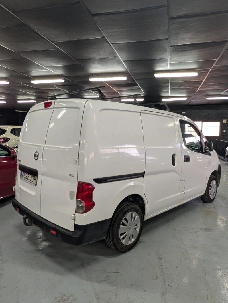 Nissan Evalia 2015, foto 4