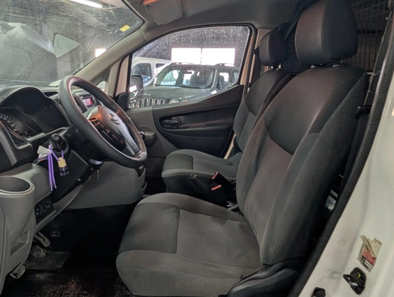 Nissan Evalia 2015, foto 20