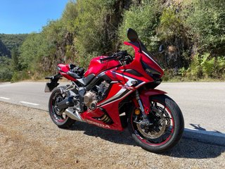 Honda CBR 650R Roja - No Limitada