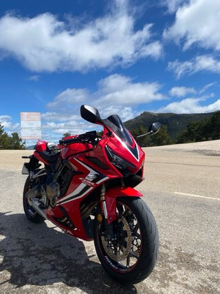 Honda CBR 650R Roja - No Limitada