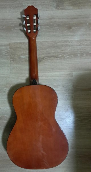 Guitarra clásica infantil José Torres con funda