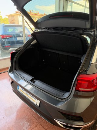 Volkswagen T-Roc PRECIO BAJO