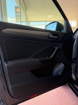Volkswagen T-Roc PRECIO BAJO