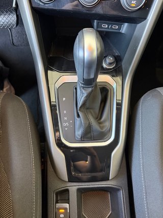 Volkswagen T-Roc PRECIO BAJO