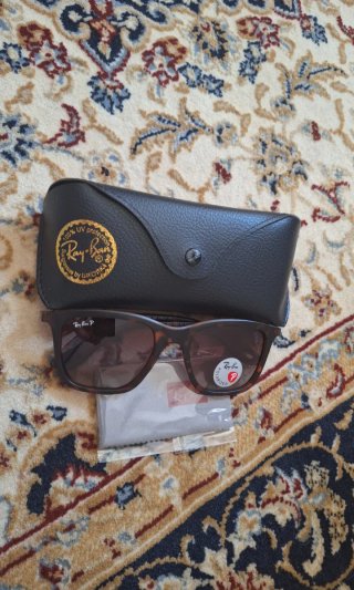 Gafas de sol Ray-Ban marrones polarizadas