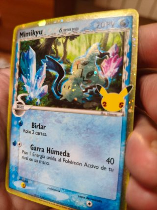 Carta Pokémon Mimikyu Delta Celebraciones 25