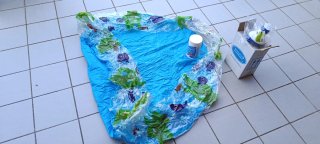 Piscina hinchable infantil azul
