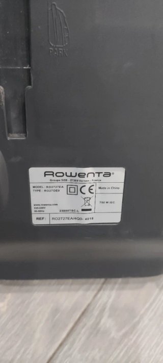 Aspiradora Rowenta 750W