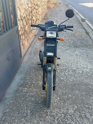 Suzuki Maxi 50cc Moped Verde y Amarillo