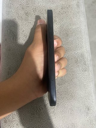 iPhone 16 128GB Azul Marino
