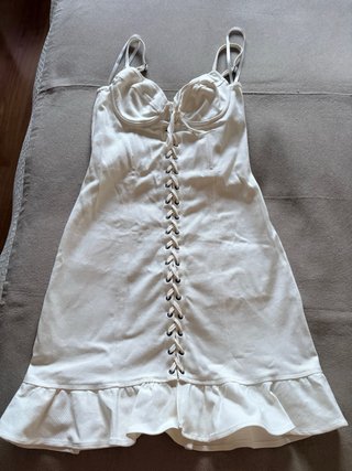 Vestido Guess blanco con cordones