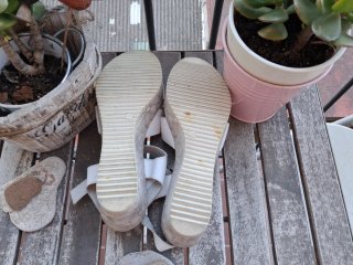 Sandalias de PIEL con cuña marca ABACK