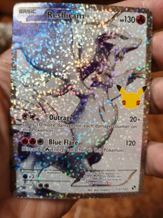 Carta Pokémon Reshiram Full Art Celebraciones 25