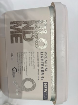 BlondMe Premium Lightener 9+ Decolorante DUE PEZZI