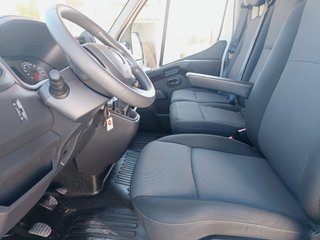 Renault Master 2.3 FURGON 3500 L2H2 135CV