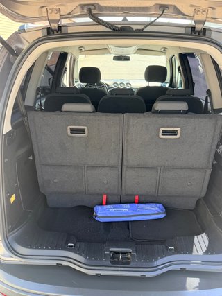Ford Galaxy 2012