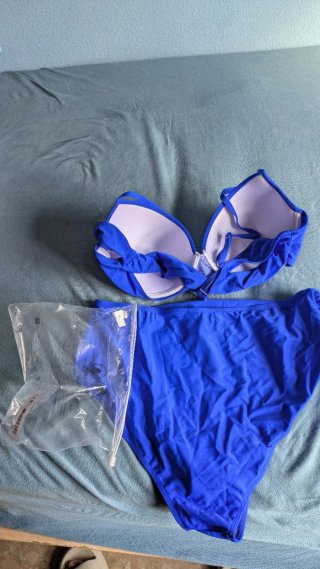 Bikini Shein azul talla XL sin estrenar