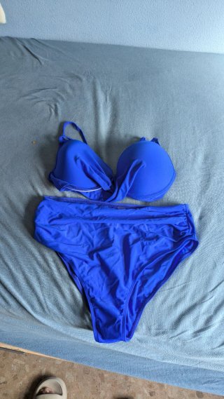 Bikini Shein azul talla XL sin estrenar