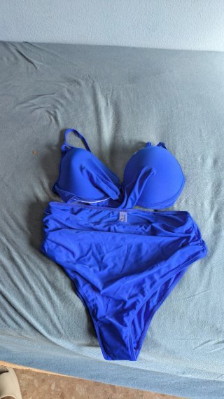 Bikini Shein azul talla XL sin estrenar