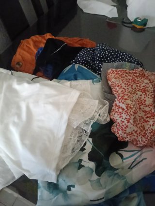 Lote Ropa Talla S faldas cortas top monos ectr 10