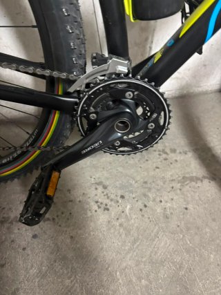 Bicicleta Montaña 29 talla M marca FELT MUY BIEN M
