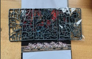 Lotto 10 Miniature Warhammer 40k Tiranidi