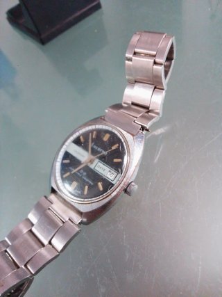 Reloj Lucerne Hombre Negro y Plateado