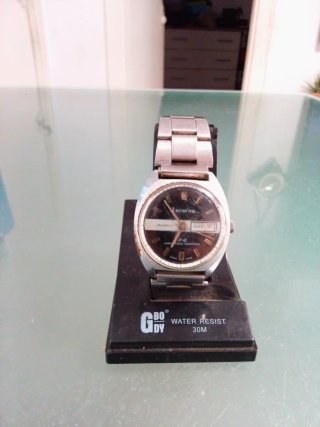 Reloj Lucerne Hombre Negro y Plateado