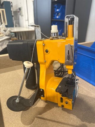 Máquina para cerrar sacos GK9-520