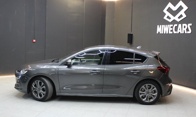 Ford Focus 2022, foto 10