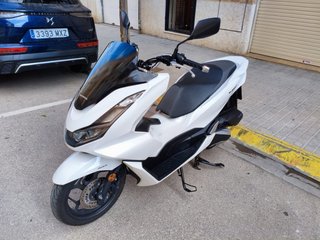 Honda PCX 125 2021 Blanca