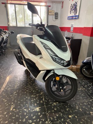 Honda PCX 125 2021 Blanca