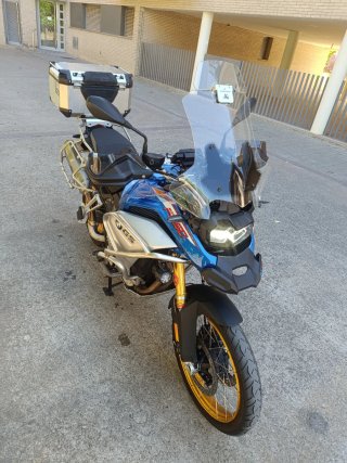BMW F850GS Adventure con extras