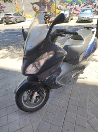 Aprilia Atlantis 125cc Scooter