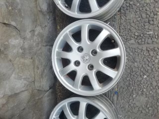 Llantas Peugeot 5.5x14 / 4x108 (4 unidades)