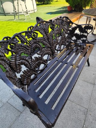 Mesa de hierro forjado para exterior