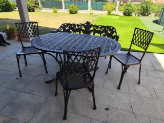 Mesa de hierro forjado para exterior