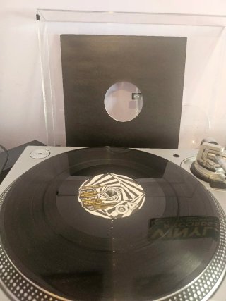 Vinilo Quadrado EP Technopride Techno Schranz