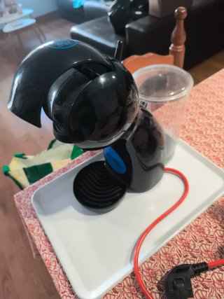 Cafetera Dolce Gusto Negra