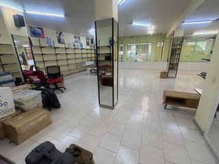 Local comercial en venta en Delicias en Valladolid