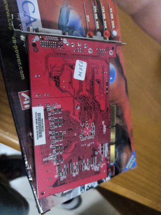 Tarjeta Gráfica Captiva Radeon 9250