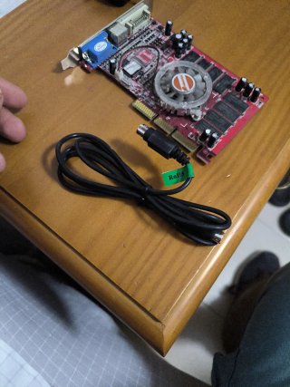 Tarjeta Gráfica Captiva Radeon 9250