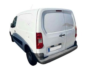 Paragolpes trasero peugeot 7410ge partner 140620