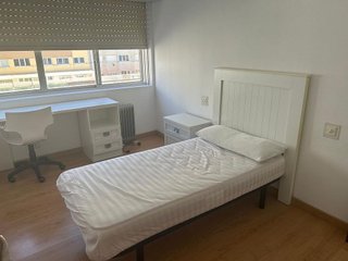 Piso en alquiler en Ensanche - Sar en Santiago de Compostela