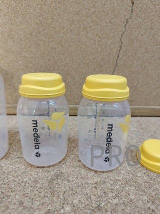 Biberones y bolsas para leche materna