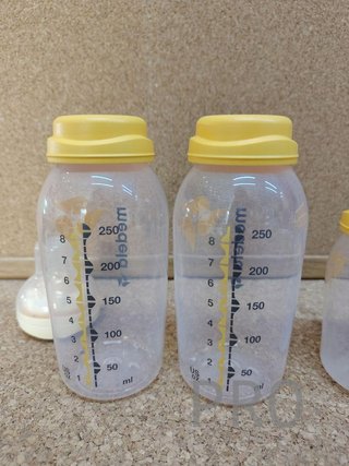 Biberones y bolsas para leche materna