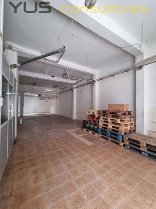Local comercial en alquiler en Delicias en Zaragoza