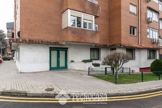 Local comercial en venta en Yucatán - Las Cornisas en Rozas de Madrid (Las)