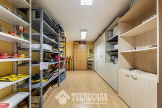 Local comercial en venta en Yucatán - Las Cornisas en Rozas de Madrid (Las)